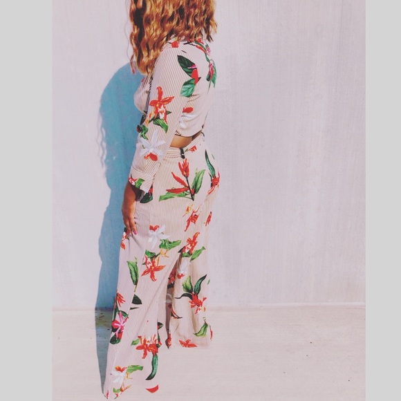 Flower Pants Set - Picture 2 of 3